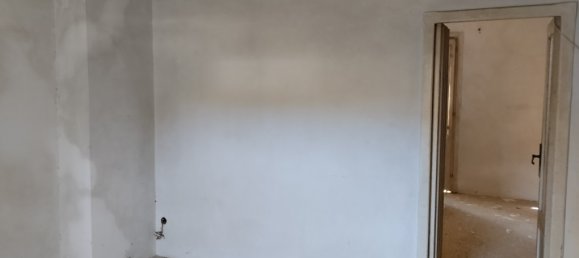 Квартира с 2 спальнями в Matino, Италия № 59679 11