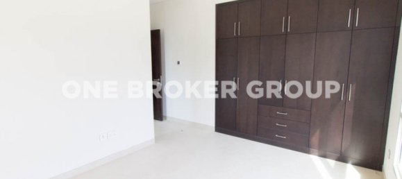 4 Schlafzimmer Villa in Al Barsha, UAE, Nr. 1171 6