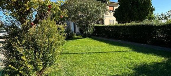 4 rooms Apartment in Fratta Polesine, Italy No. 26242 3