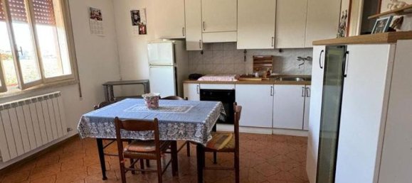 4 rooms Apartment in Fratta Polesine, Italy No. 26242 10