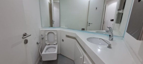 237m² Office in Business Bay, UAE No. 110997 10