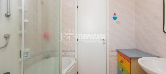 3-salle Appartement à Buscate, Italy No. 146784 15