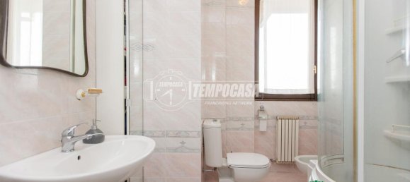 3-salle Appartement à Buscate, Italy No. 146784 16