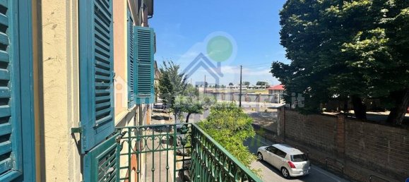 4 bedrooms House in Cremona, Italy No. 259246 24