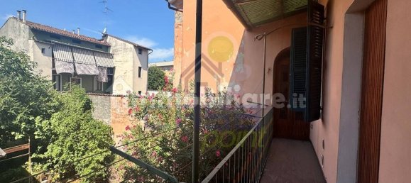 4 bedrooms House in Cremona, Italy No. 259246 15