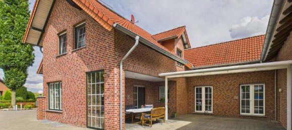 Casa de 4 dormitorios en Heinsberg, Germany No. 303770 2