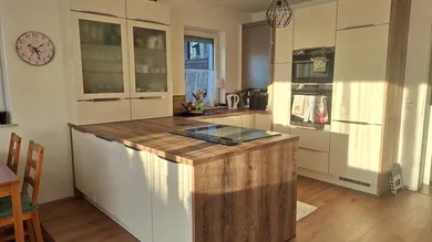 4-salle Maison de ville à Marchtrenk, Austria No. 250157