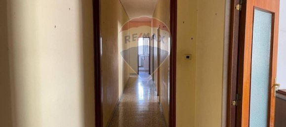 5 Schlafzimmer Wohnung in Trani, Italy, Nr. 344233 4