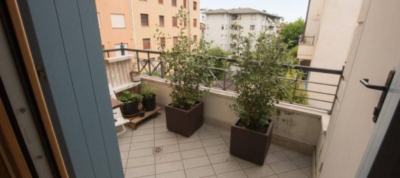 3 rooms Apartment in Pordenone, Italy No. 163996 24