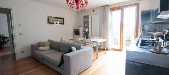 3 rooms Apartment in Pordenone, Italy No. 163996 3