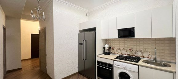 Квартира с 3 спальнями в Баку, Азербайджан № 1699 7