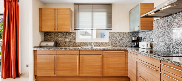 2 bedrooms Apartment in Marbella, Spain No. 56202 11