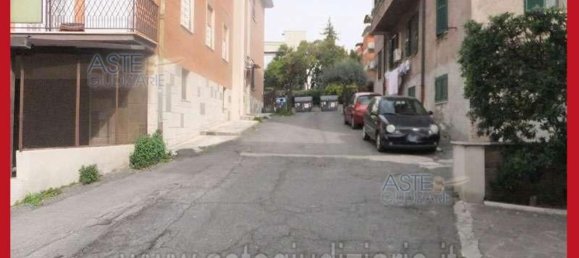 5 bedrooms Apartment in Rome, Italy No. 334074 15