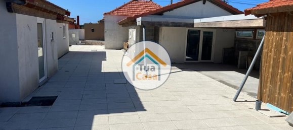 Дом с 5 спальнями в Прайа де Мира, Португалия № 72639 3