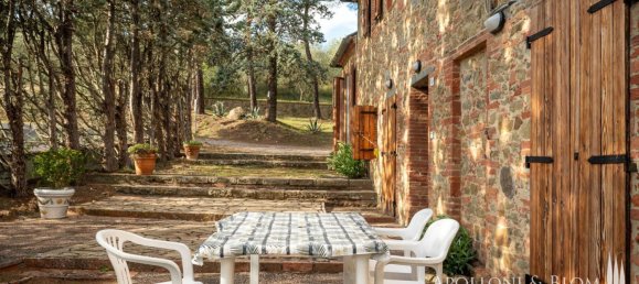 4 bedrooms House in Sinalunga, Italy No. 54151 31