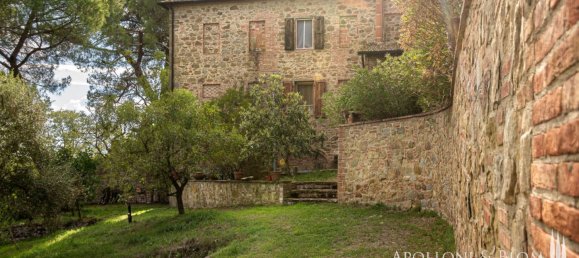 4 bedrooms House in Sinalunga, Italy No. 54151 3