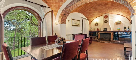 4 bedrooms House in Sinalunga, Italy No. 54151 17