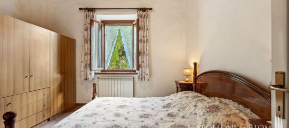 4 bedrooms House in Sinalunga, Italy No. 54151 12