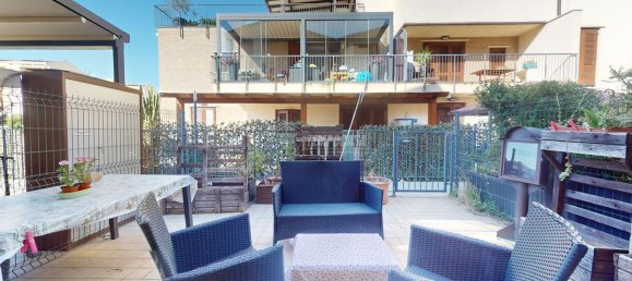 4 rooms House in Porto Sant'Elpidio, Italy No. 70176 6