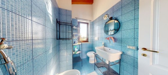 4 rooms House in Porto Sant'Elpidio, Italy No. 70176 14