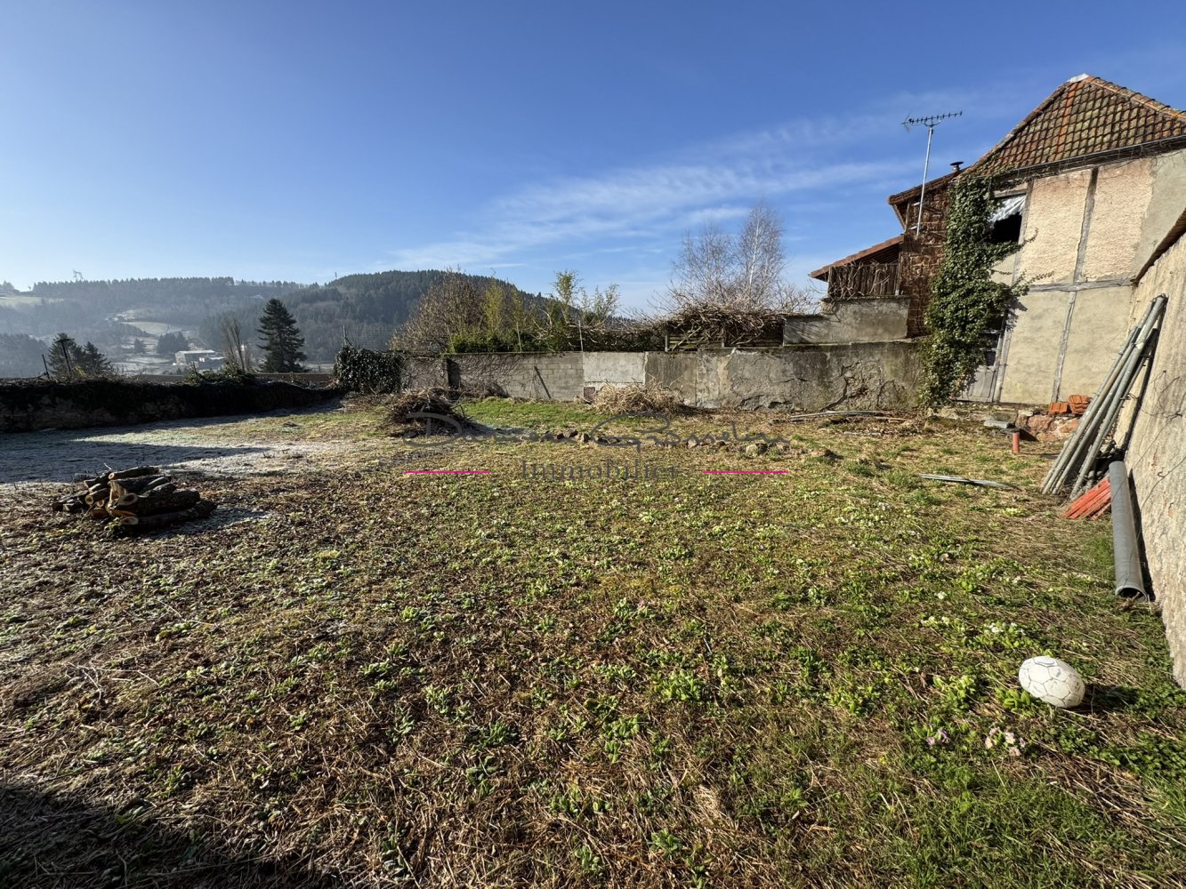 Grundstück in Rhone, France, Nr. 206545