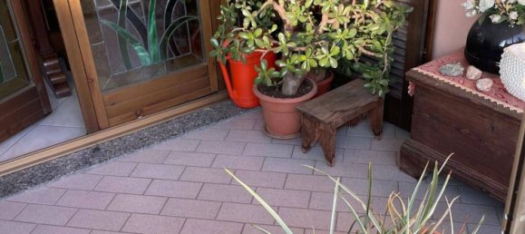 Квартира с 2 комнатами в Лоди Веккьо, Италия № 81013 25