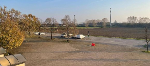 Квартира с 2 комнатами в Лоди Веккьо, Италия № 81013 33