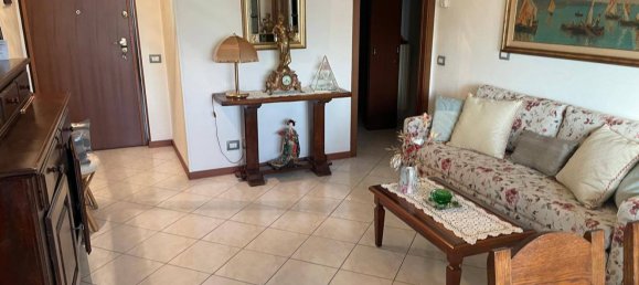 Квартира с 2 комнатами в Лоди Веккьо, Италия № 81013 22