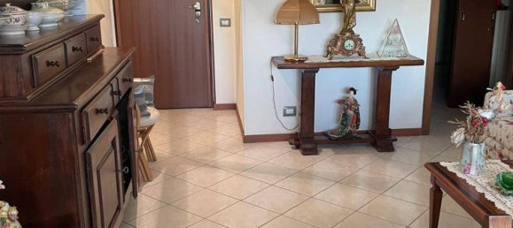 Квартира с 2 комнатами в Лоди Веккьо, Италия № 81013 19