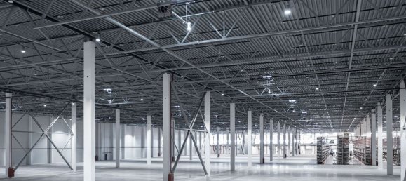 3500m² Warehouse in Bernareggio, Italy No. 115625 2