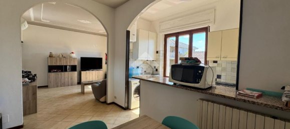 Apartamento T3 em Vercelli, Italy N.º 305682 2