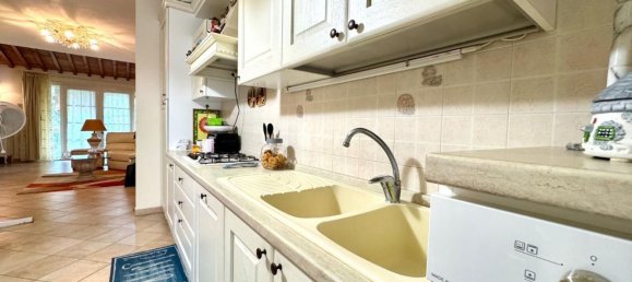 4 bedrooms House in San Giuliano Terme, Italy No. 329906 10