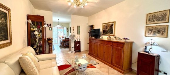 4 bedrooms House in San Giuliano Terme, Italy No. 329906 8