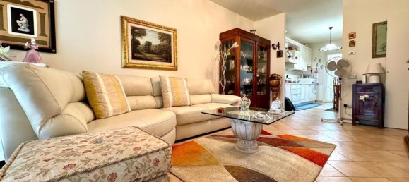 4 bedrooms House in San Giuliano Terme, Italy No. 329906 7