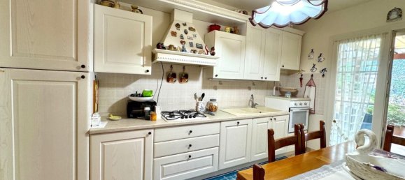 4 bedrooms House in San Giuliano Terme, Italy No. 329906 9