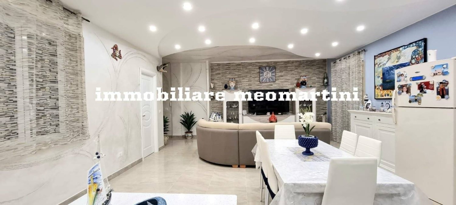 4 غرف نوم شقة في Syracuse, Italy رقم 250336