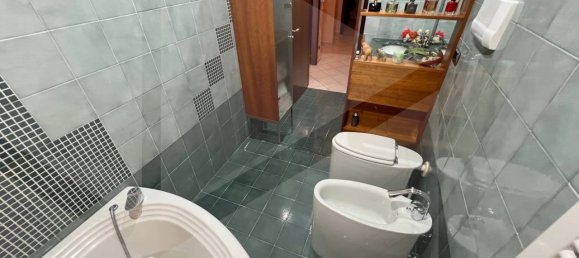 Дом с 4 комнатами в Чериньола, Италия № 34046 16