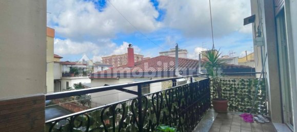 2 bedrooms Apartment in Giugliano in Campania, Italy No. 80300 2