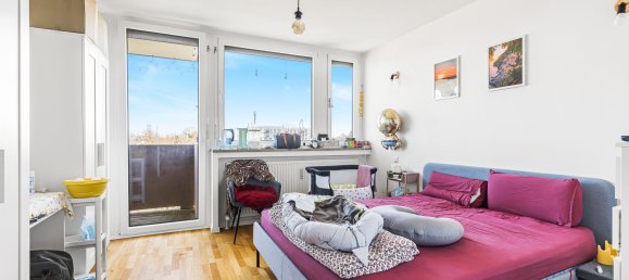 2 rooms Apartment in Munich, Germany No. 222031 2