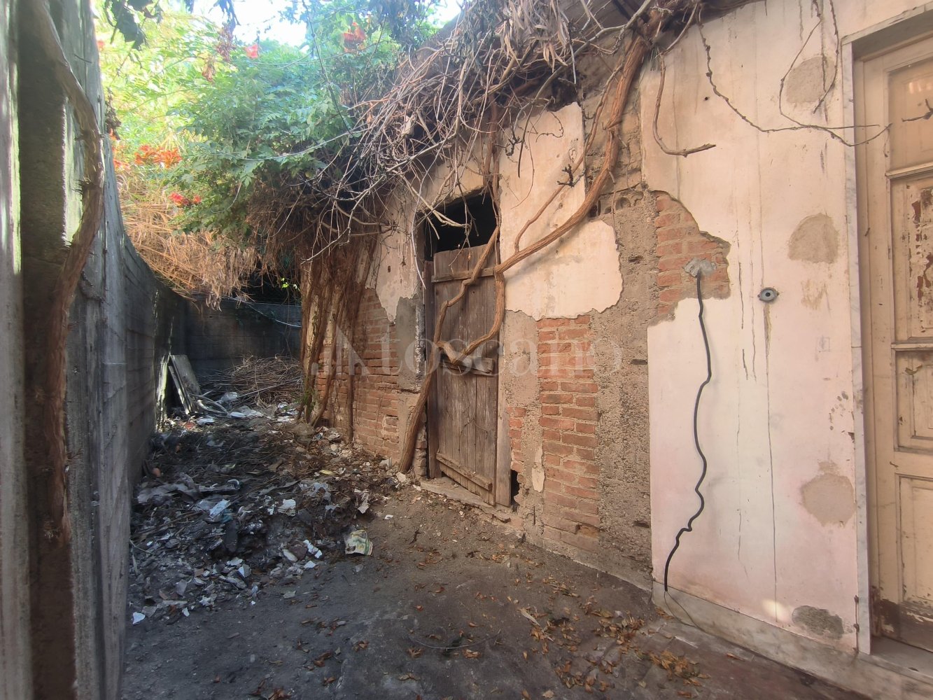 Casa de 3 habitaciónes en Messina, Italy No. 311318