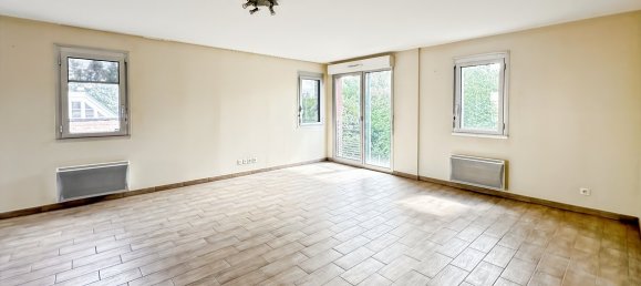 Apartamento de 4 habitaciónes en Montargis, France No. 213007 4