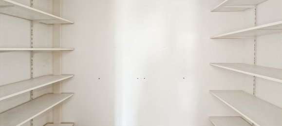 Apartamento de 4 habitaciónes en Montargis, France No. 213007 7