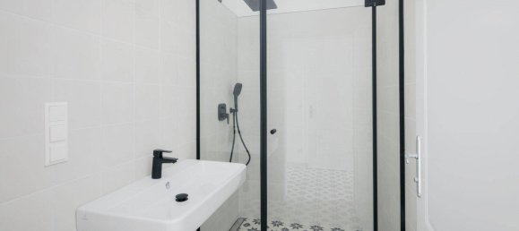 2 rooms Apartment in Hernals, Austria No. 234127 5