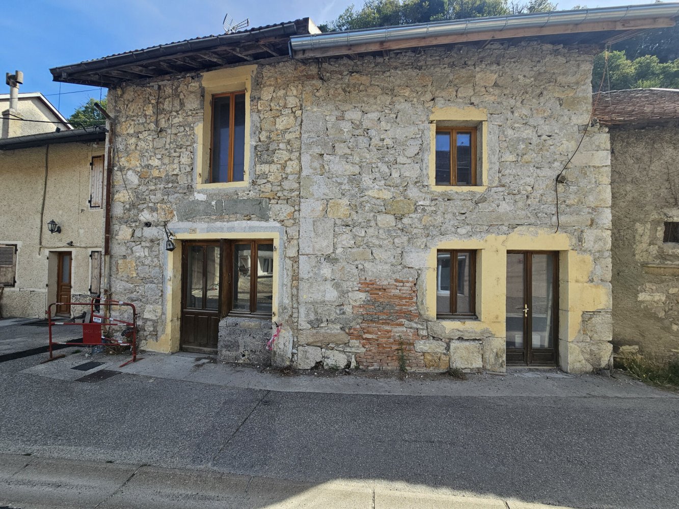 2 chambres Maison à Vions, France No. 285993