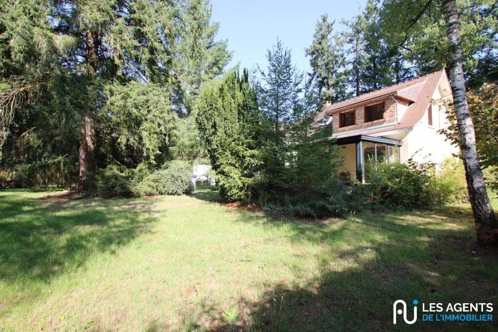 Casa de 3 dormitorios en Ardon, France No. 317519