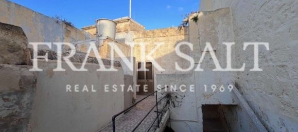 4 غرف نوم تاون هاوس في Victoria, Malta رقم 950 14