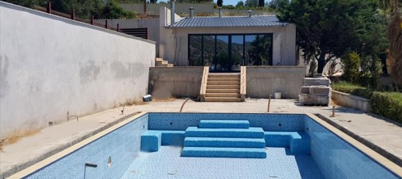 4 bedrooms Villa in Loutraki, Greece No. 1273 9