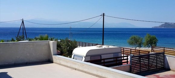 4 bedrooms Villa in Loutraki, Greece No. 1273 11