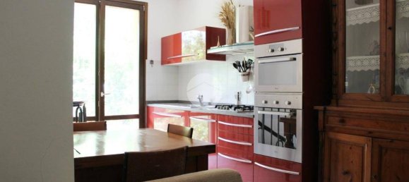 2 bedrooms Apartment in Pistoia, Italy No. 289222 4