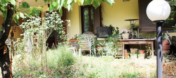 2 bedrooms Apartment in Pistoia, Italy No. 289222 19